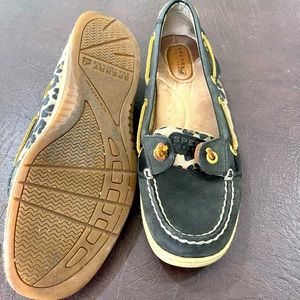 Womens boat shoes